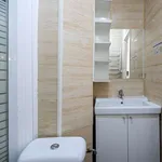 Rent a room of 70 m² in madrid