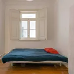 Rent a room in lisbon