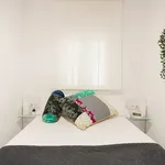 Alquilo 2 dormitorio apartamento de 70 m² en Cadiz']