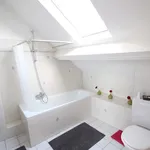 Rent 2 bedroom apartment in Ixelles