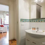 Rent 1 bedroom apartment of 52 m² in Florence