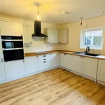 Rent 4 bedroom house in Carmarthen