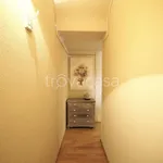 Affitto 4 camera casa di 70 m² in Firenze