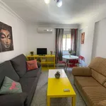 Rent 3 bedroom apartment of 70 m² in seville