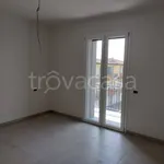 Rent 3 bedroom apartment of 100 m² in Sarmato