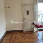 Affitto 3 camera appartamento di 100 m² in Parma