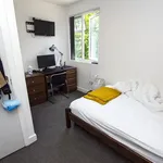 Rent 6 bedroom flat in West Midlands