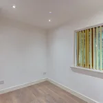 Rent 2 bedroom flat in South Staffordshire