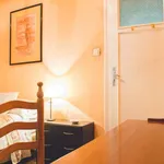 Rent a room of 170 m² in madrid