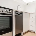 Appartement de 764 m² avec 2 chambre(s) en location à Toronto