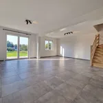 Maison de 500 m² avec 4 chambre(s) en location à Perwez