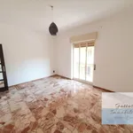 Rent 3 bedroom apartment of 90 m² in Reggio di Calabria