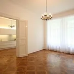 Pronajměte si 3 ložnic/e byt o rozloze 84 m² v Prague