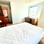 Rent 2 bedroom apartment in Manchester