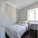 Rent a room in lisbon