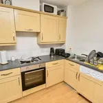 Rent 3 bedroom flat in South East England