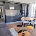 Appartement de 60 m² avec 3 chambre(s) en location à Paris