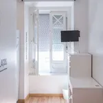 Rent a room in lisbon