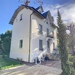 Rent 8 bedroom house of 220 m² in Croissy-sur-Seine