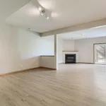 Rent 4 bedroom house of 305 m² in Washington