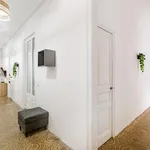 Rent 9 bedroom apartment in Barcelona