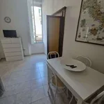 Rent 2 bedroom apartment of 50 m² in Naples