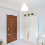 Rent a room of 80 m² in Madrid