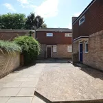 Rent 4 bedroom house in South East England