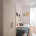 Rent a room of 598 m² in Madrid