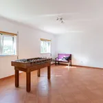 Rent 3 bedroom house of 29462 m² in Ourém