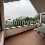 Rent 6 bedroom house of 210 m² in Riano