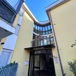 Rent 3 bedroom apartment of 80 m² in Roma