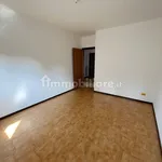 Affitto 3 camera appartamento di 120 m² in Campobasso