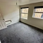 Rent 2 bedroom flat in Wakefield