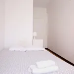 Rent a room in lisbon