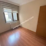 Aydınevler Merkezde Bakımlı 2+1 Kiralık Daire.