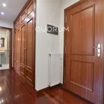 Rent 2 bedroom apartment of 73 m² in Bilbao