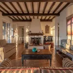 Rent 4 bedroom house of 200 m² in Monte Argentario