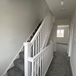 Rent 4 bedroom flat in East Midlands