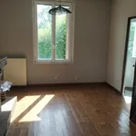 Maison de 74 m² avec 3 chambre(s) en location à CRULAI