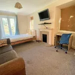 Rent 4 bedroom flat in Colchester