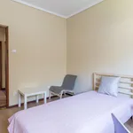 Rent 4 bedroom apartment in Porto