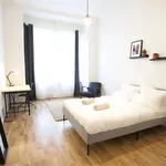 Miete 3 Schlafzimmer wohnung von 20 m² in Berlin