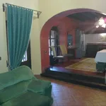 Rent 6 bedroom house of 285 m² in Seville']