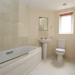 Rent 2 bedroom flat of 56 m² in Beeston