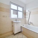 Pronajměte si 3 ložnic/e byt o rozloze 79 m² v Karlovy Vary