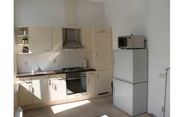 Huur 2 slaapkamer appartement van 65 m² in Amsterdam