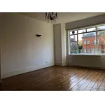 Rent 1 bedroom flat in Highgate