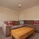 Rent 2 bedroom flat in Glasgow