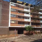 Rent 2 bedroom apartment in Johannesburg